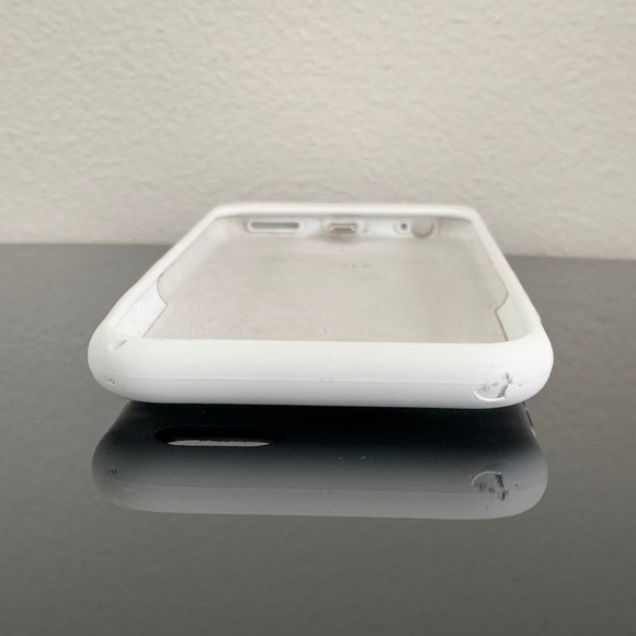 Apple iPhone 6/6s/7 Charging Case - Picture 3 of 6